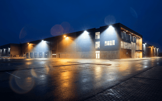 LED Flood Lights: Lumens, Wattage & Beam Angle Buying Guide - Amicolight